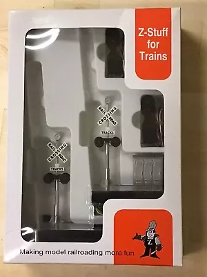 Z-Stuff For Trains DZ-1020 Set Crossing Signal Pair- Unopened -New • $99.99