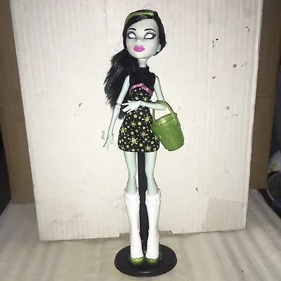Monster High Ghoul Fair Scarah Scream Doll • $72.61