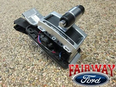 05 Thru 09 Mustang OEM Genuine Ford 5R55S Auto Trans Console Gear Shifter Lever • $249.95