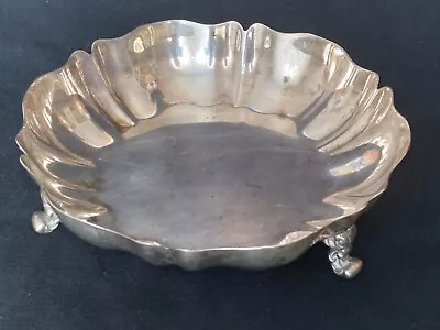 Vintage 5” Round ONEIDA Silver Plate Scalloped Candy Dish / Bowl With Three Feet • $9