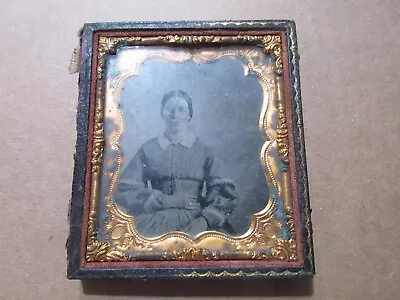 ANTIQUE DAGUERREOTYPE WOMAN 3 1/4  X 3 3/4  SPLIT LEATHER CASE NICE POSE - DRESS • $25