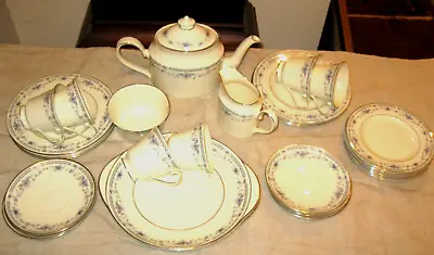 Minton Bellemeade Teaset For 6 . Teapot And Cake Plates . • £78