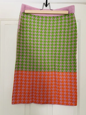 $60 • Buy Gorman Knit Skirt Size 12