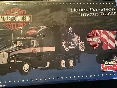 SEALED!! Revell SnapTite Harley Davidson Tractor Trailer 6369 1:32 Scale • $24.99