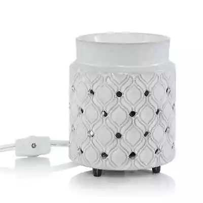 Addison Electric Wax Melts Warmer With Light - Wax Warmers | Yankee Candle • £17.52