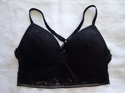 VICTORIA'S SECRET Bralette In Size S Colour In Black • $35