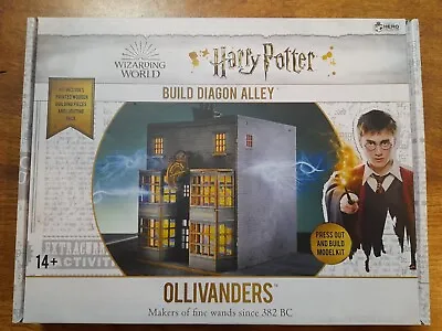 OLLIVANDERS WAND SHOP Wizarding World Diagon Alley Wood Model With Lighting • £9.99