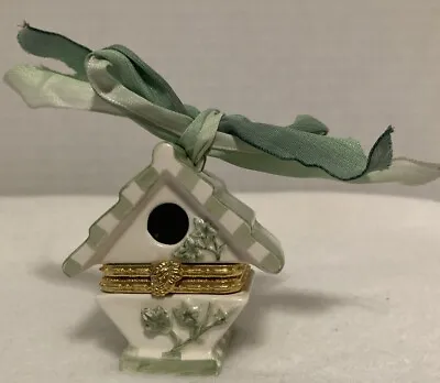 Vintage Ceramic Mud Pie Green And White Bird House Hinged Trinket Box • $12.99