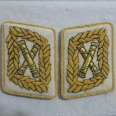 Ww2 German Luftwaffe Collar Tabs With Marshal Batons • $19.56