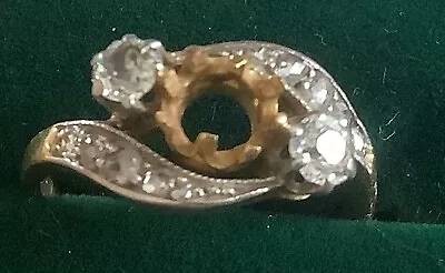 18ct Yellow Gold And Platin Diamond Ring (stone Missing) 2.6 GramScrap Or Repair • £250