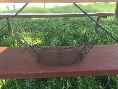 Vintage METAL CHICKEN WIRE BASKET 16  Length 12  Width 6.5  Height • $7.99