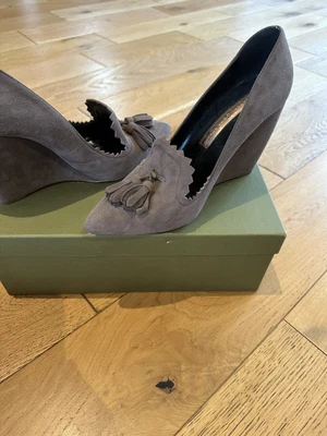 £29 • Buy Rupert Sanderson Suede Mantello Wedge, Size 39
