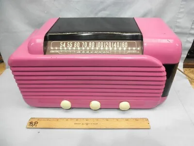 AWESOME 1946 WOOLAROC 3-1A Purple & Black Tube Radio  Primeau Style- Works • $295