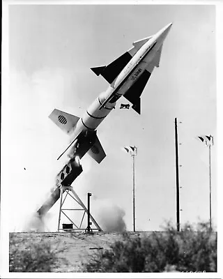 U.s. Army Nike-zeus Test White Sands Missile Range 8  X 10  B/w 1959 Origl Photo • $14.95