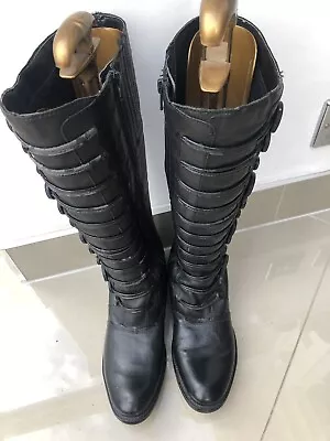 Ladies Cara  Long ‘free Flex’ Buttoned Boots/ Inside Zip - Size 39 / UK 6 • £45