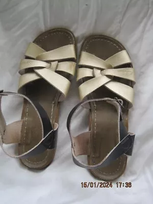 Ladies Gold And Black Salt Water Sandals Size 6 (Size 7 Aus) EU38 • $29