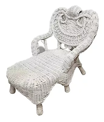 Vtg White Wicker Baby Doll Chaise Lounger Chair Childs Victorian Large 15  × 14  • $129