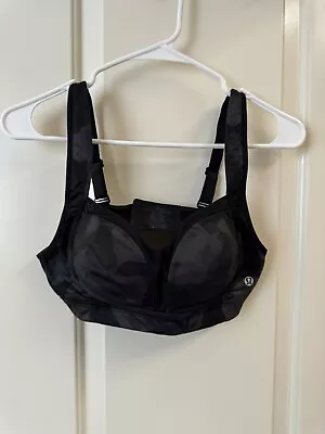 Lululemon TaTa Tamer Bra With Clasp Black Camo Size 34C • $20