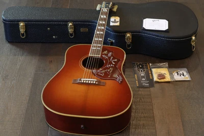 $3995 • Buy Gibson Custom Shop 1960 Reissue Hummingbird Heritage Cherry Sunburst + COA OHSC