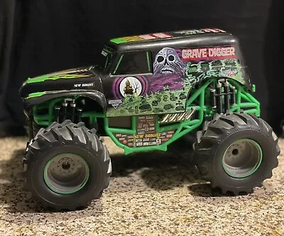 New Bright Monster Jam Grave Digger RC Crawler Body 1:16 Untested 11  No Remote • $40