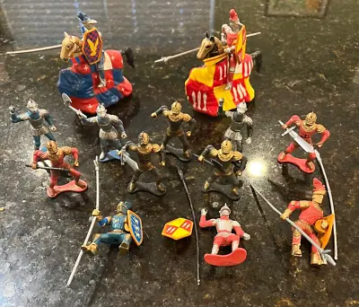 24 Vintage Knights Pull Back Jousting Foot. See 1st 2 Pictures For Included • $15