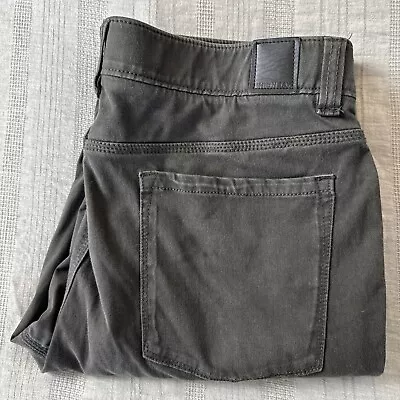 Unionbay Active Comfort Flex Elastic Waist Jeans  Men's Size 34x34 Dark Gray • $17.31