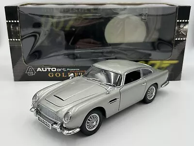 Autoart Aston Martin DB5 With Weapons James Bond Version 1/18 007 70021 Boxed • £224.95