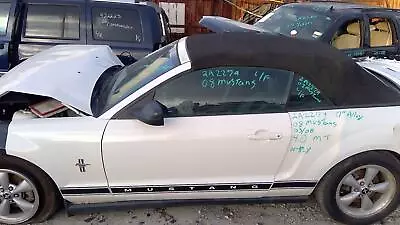 2005-2009 Ford Mustang Convertible Front Left Driver Door Electric White Oem • $978