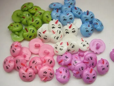 8 Apple Face Buttons For Kids 18mm (3/4 ) Resin Shank Sewing Buttons • £2.69