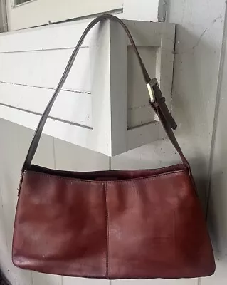 HOBO International  Medium Vintage Reddish Brown Leather Shoulder Bag Handbag • $24.99