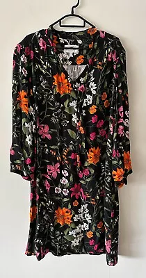 VERONIKA MAINE DRAPEY FLORAL DRESS Size 14 • $49