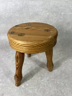 Wooden Antiques Milk Stool With 3 Legs & Round Seat • £30