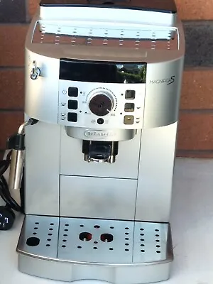 $300 • Buy DeLonghi Magnifica S Fully Automatic ECAM22110SB 14 Cups Coffee Machine