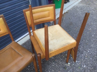 $100 • Buy Mid Century Elegance Retro Australian 6 Dining Chairs. Very Ugly