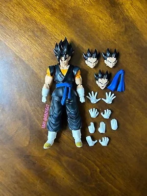 SH Figuarts Dragon Ball Z Kong Studios Vegito Base K017 • $94.99