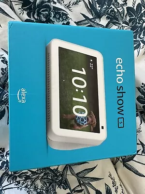 Amazon Echo Show 5 (2nd Gen) Smart Display Speaker - Glacier White (Boxed) • £22