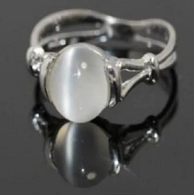 Twilight Bella Swans Moonstone Ring Sizes 5 6 7 8 9 10 • $15.30