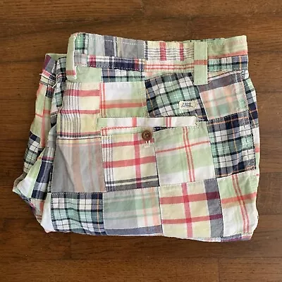 IZOD Saltwater Madras Multicolor Patchwork Flat Front Chino Mens Shorts Size 36 • $17.95