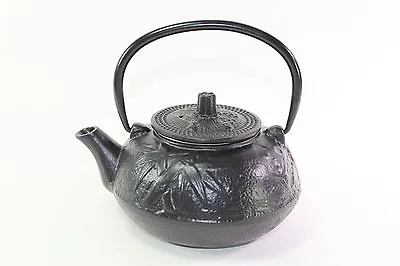 24 Fl Oz Black Pine Plum Bamboo Japanese Iron Teapot Tetsubin Infuser Filter • £21.84