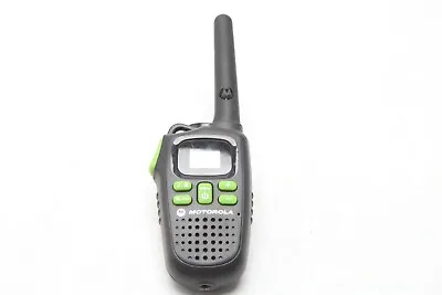 Motorola MD200R Black Handheld 22 Chanels 20 Mile Range UHF Two Way Radio H42g • $10.44