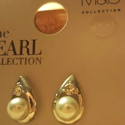 Beautiful New On Card Marks&spencer Pearl Collection Earrings.gift? • £3.99