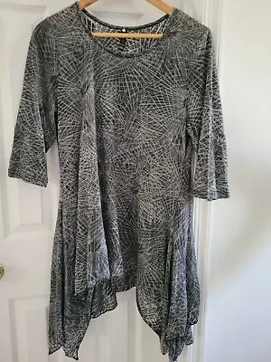 La Moda Clothing Top Tunic Gray And Black Size L/XL • $14.99