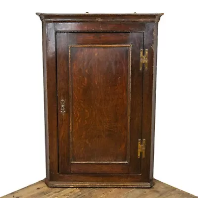 Georgian Antique Oak Hanging Corner Cupboard (M-3564)  • £445
