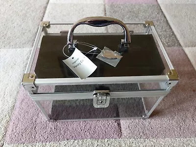 Brand New Lockable Vanity Case/Make-up Case • £7.50