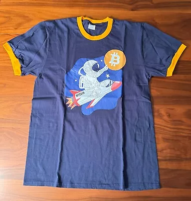 VINTAGE BITCOIN BTC CRYPTO Navy/Gold T-SHIRT PRE-OWNED SIZE LARGE UPC00019 • $0.99