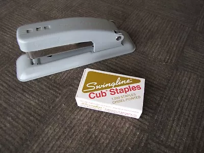 Vintage SWINGLINE CUB Stapler & Staples Gray Works Great Pat.2915753 Made In USA • $9.99