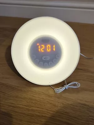 Sunrise Simulation Wake Up Lamp Alarm Clock And FM Radio Bedside Reading Light • £0.99