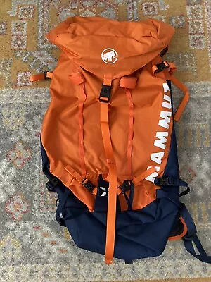 Mammut Trion Nordwand 38 / Climbing/ Hiking/Mountaineering Backpack. • $90
