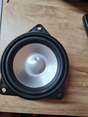 £22.80 • Buy BMW E60 E61 E63 E81 E82 E84 E87 E90 E91 E92 Middle Speaker Logic 7 6930903 Dent