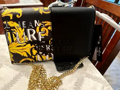 Versace Jeans Couture LOGO WALLET IN EG89 BLACK/GOLD • $127.50